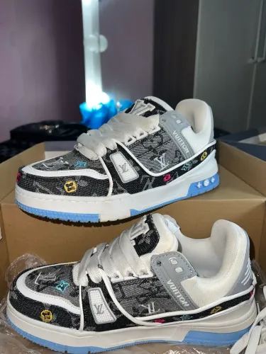 Vendo Tênis Louis Vuitton
