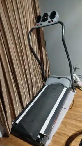 Esteira academia em casa
