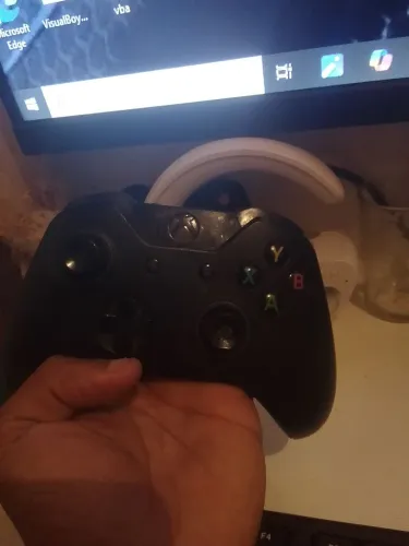Controle de Xbox onde 