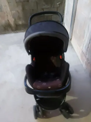 Carrinho e bebê conforto galzerano