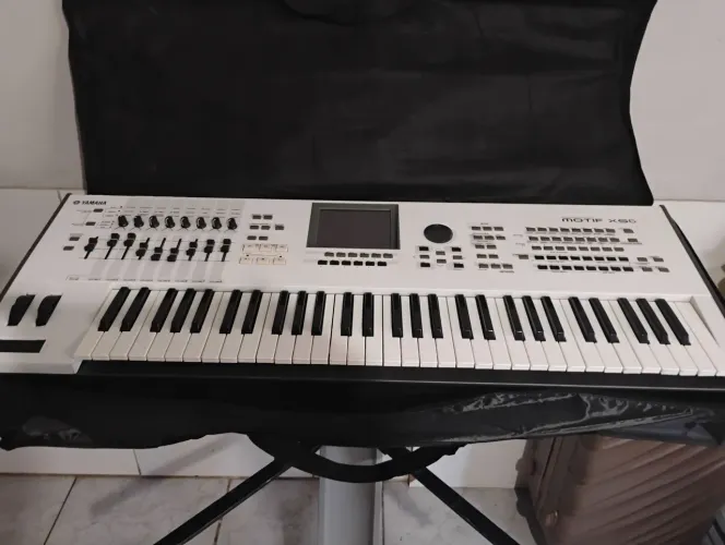 Yamaha motif Xs6 
