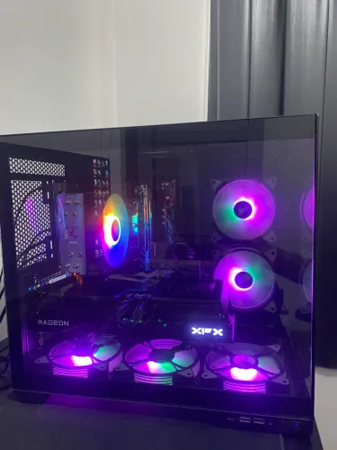 RX 9070 XT XFX Swift 16 GB
