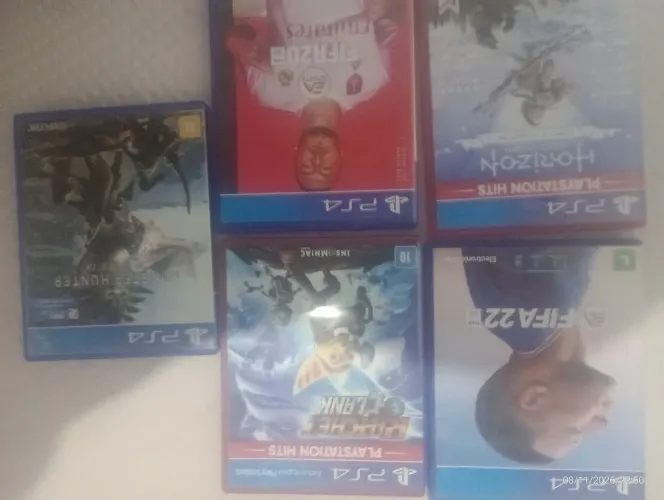 Jogos de ps4 VENDO/TROCO