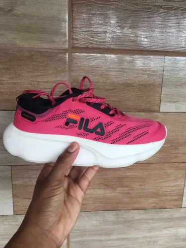Tênis feminino FILA ORIGINAL "37"