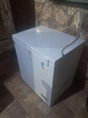 Freezer 140L usado 4 meses , como novo!
