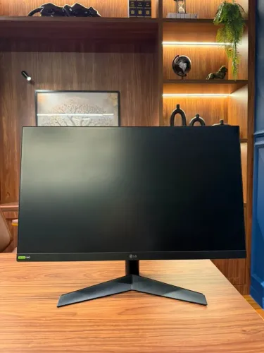 Monitor Gamer LG UltraGear 24? IPS, Full HD, 180Hz, 1ms (GtG), HDMI, DisplayPort, HDR10, s