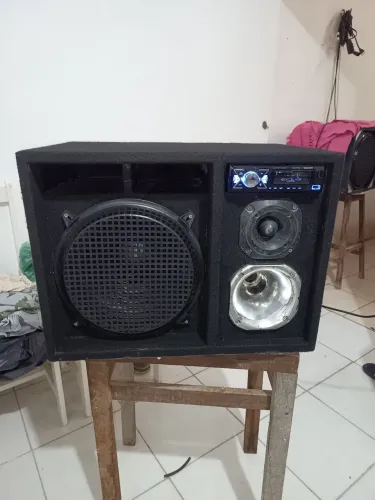Caixa de som trio