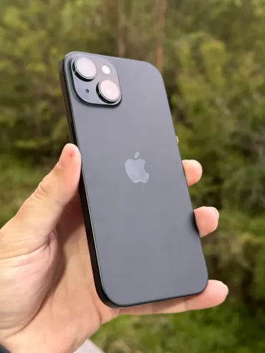 iPhone 15 128GB