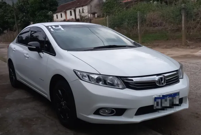 Honda Civic Sedan LXR 2.0 Flexone 16V Aut. 4P 2014