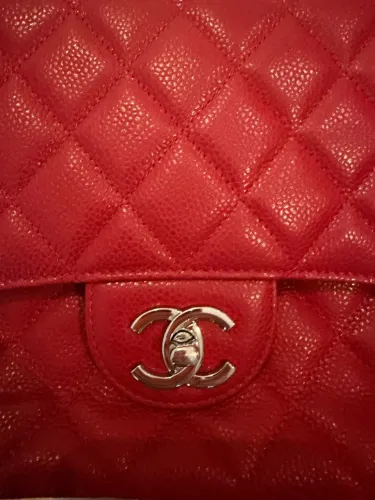Bolsa Chanel vermelha flap