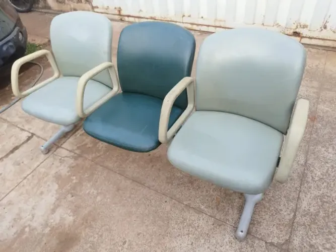 Cadeira Longarina 3 Lugares R$149,99