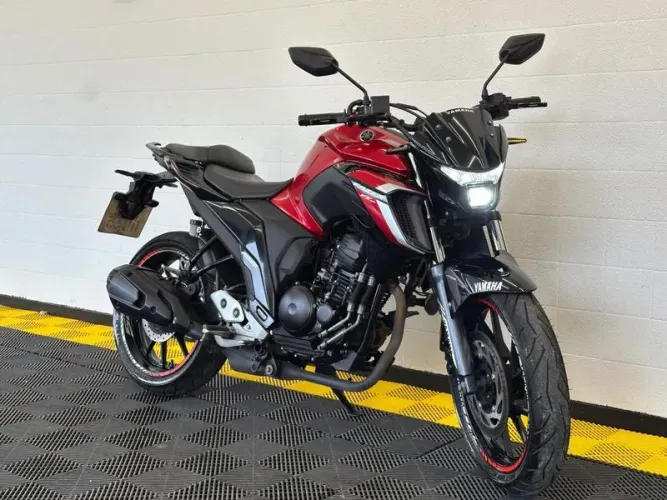 YAMAHA FZ25 FAZER 2024