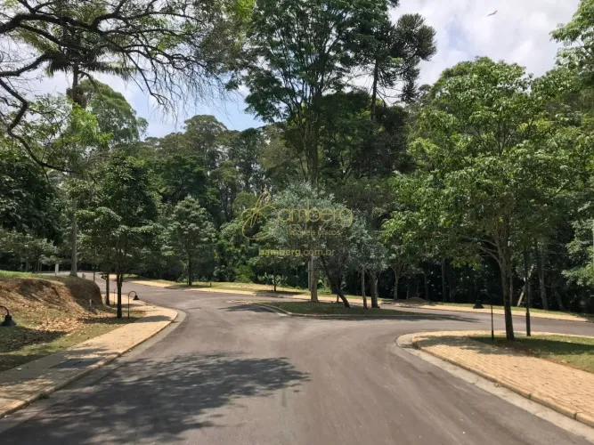 TERRENO EM CONDOMÍNIO FECHADO NO ALTO DA BOA VISTA
