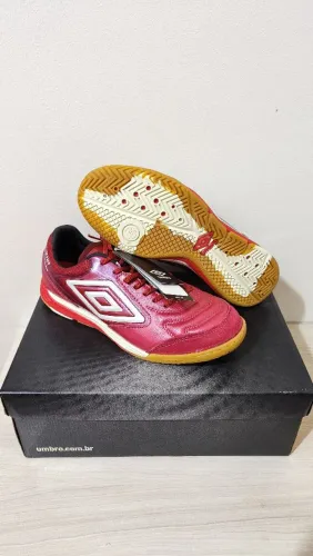 Chuteira umbro futsal Adamant master class pro bump 41