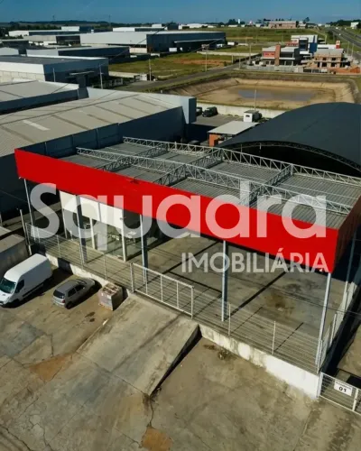 Galpão comercial na BR-116  Aproximadamente 2.000 m² de terreno