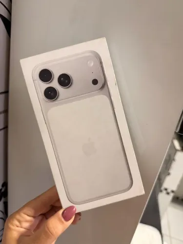 IPHONE 17 PRO MAX 