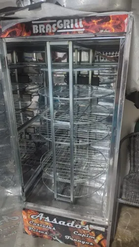 Vendo máquina assar frango e carne 