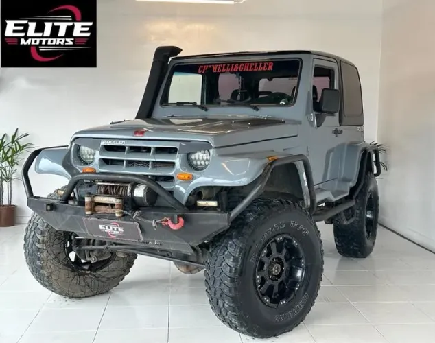 Troller T-4 4X4 2.8 TB Int. Cap. Rígida Diesel 2004