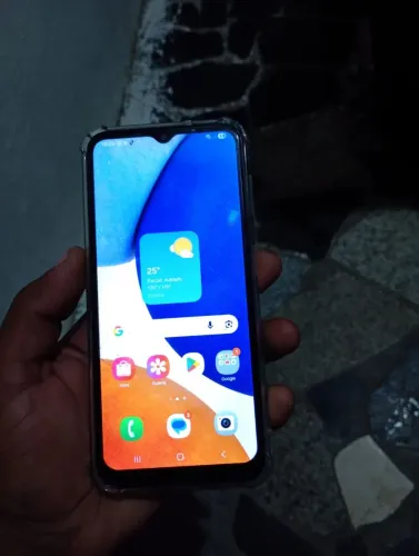 Celular trinco fio de cabelo