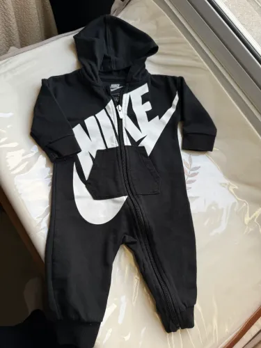 Macacão Nike Original 6 meses