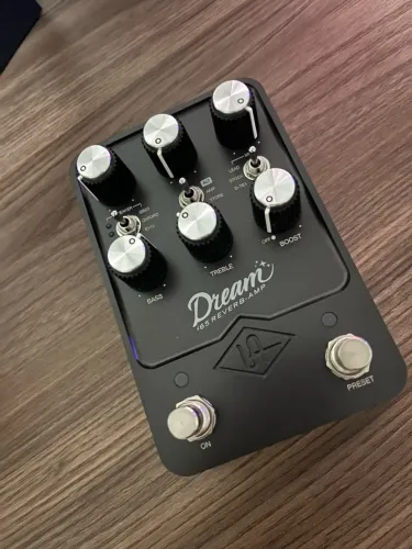 Pedal dream 65 universal áudio