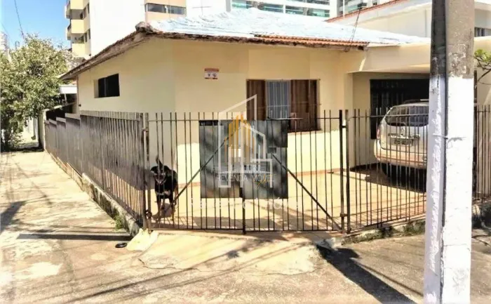 CASA COM 250M² COM 3 DORMITORIOS, 2 BANHEIROS, 1 SALA E 4 VAGAS EM CAMPO BELO CASA EM CAMP
