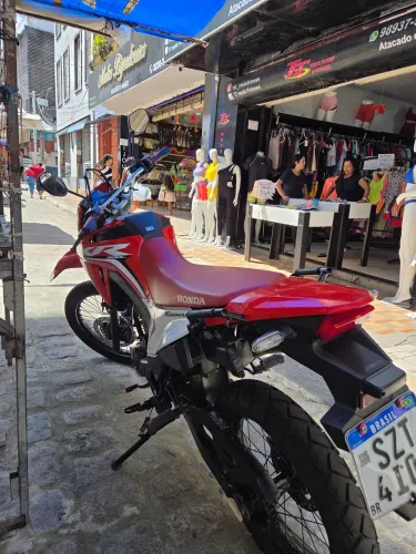 XR 300 2025