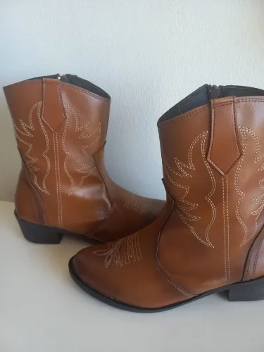 Bota cowboy nova