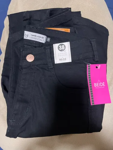 Calça flare nova