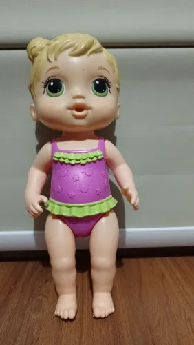 Boneca baby Alive usada