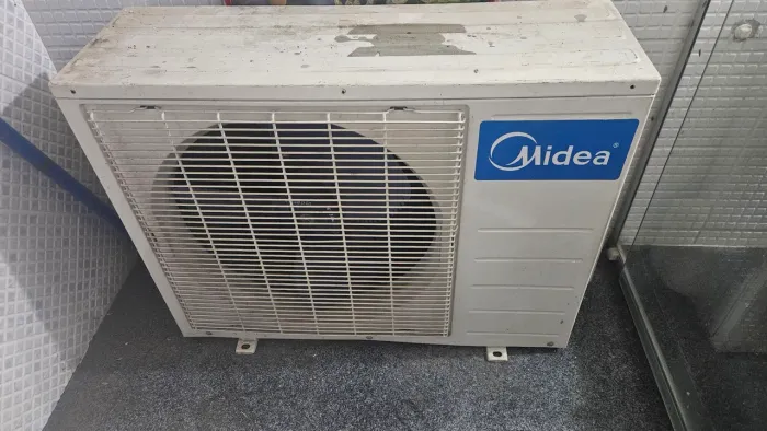 AR-CONDICIONADO MIDEA SPLIT 7.000 BTUs - 220V   USADO