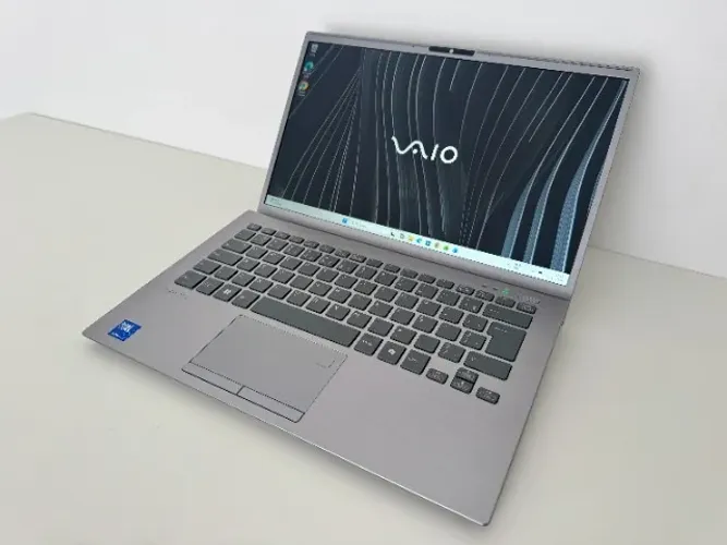 Notebook Vaio Ultra 7 155H + NPU Intel + 16GB DDR5 + NVMe 512GB + Full HD + Biometria