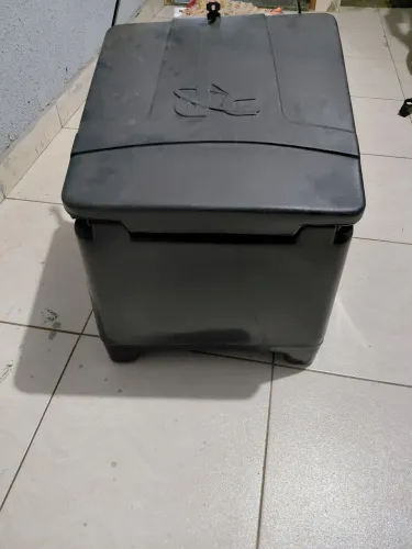 Caixa 80 LTs para entrega. 