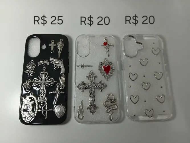 Capinhas iPhone 17 (Capinhas novas, nunca usadas).
