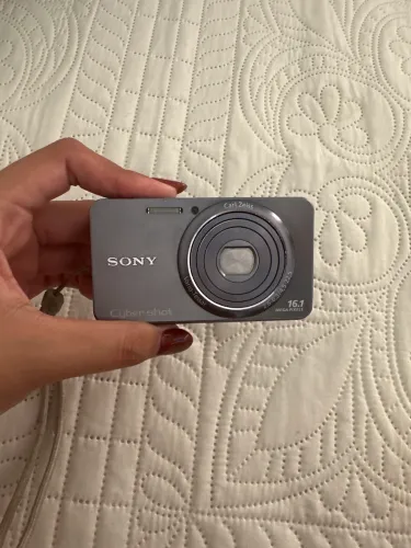 Sony cyber shot dsc w570