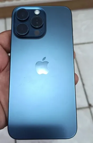 Vendo iPhone 15 pro Max 256gb semi novo nunca aberto