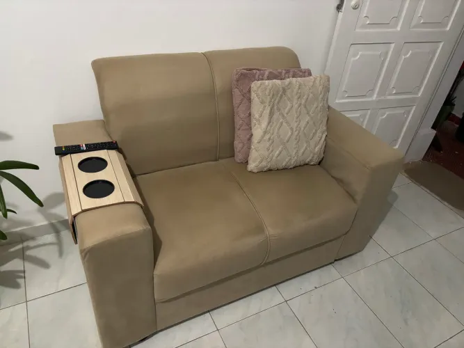 Sofá dois lugares