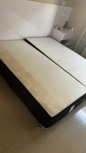Vendo cama King Size completa