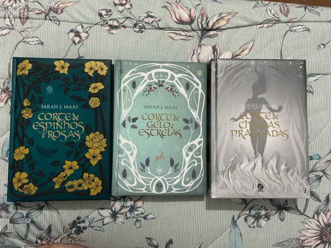 Livros de luxo/colecionador acotar