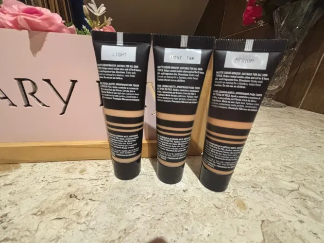 Base Mary Kay At Play