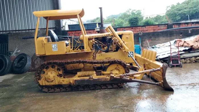 Trator de Esteiras Caterpillar D4 Embreagem