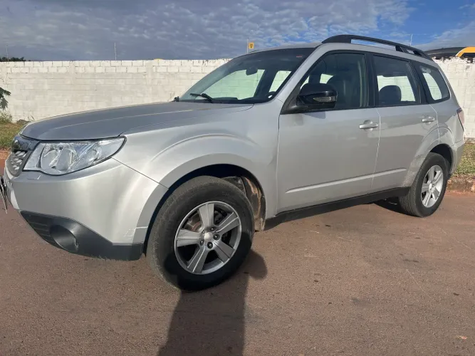 Subaru Forester 2.0/2.0 S 4X4 Aut. 2011