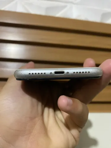 iPhone 11 64 GB
