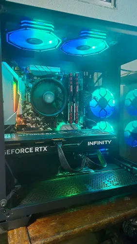 Pc Ryzen 5 5600, B450m, 16gb ram ddr4 3200mhz, RTX 5060 8gb, SSD 256gb, fonte 500w