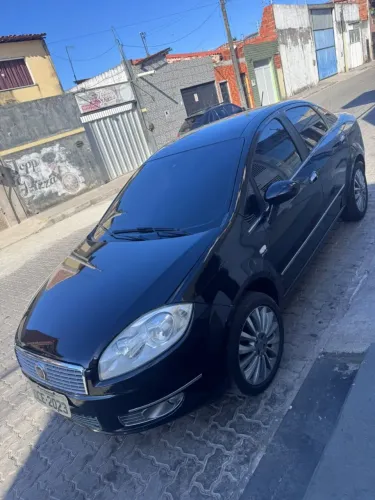 Fiat Linea Absolute 1.9/1.8 Flex Dualogic 4P 2011