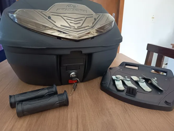 Baú Universal para Moto 35L 