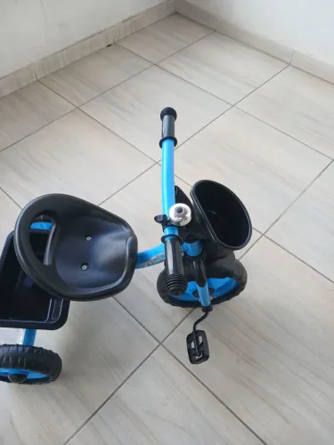 Triciclo infantil