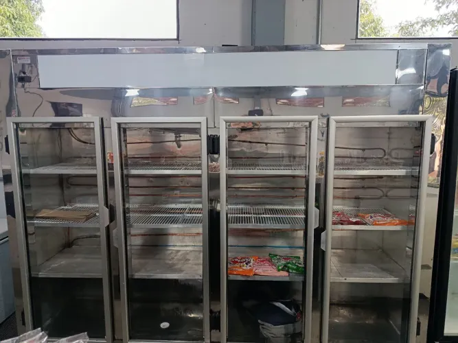 Vendo expositor de cerveja