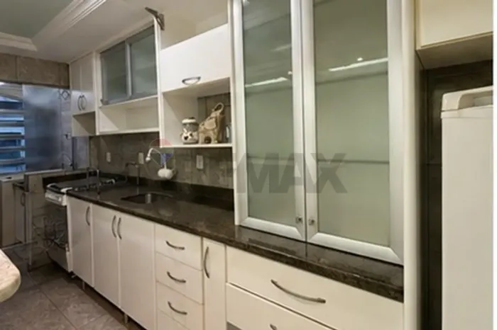 Apartamento Centro - 76m2 - 3 quartos - Perto da Praça do Congresso