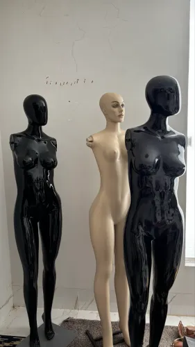 Manequins femininos
